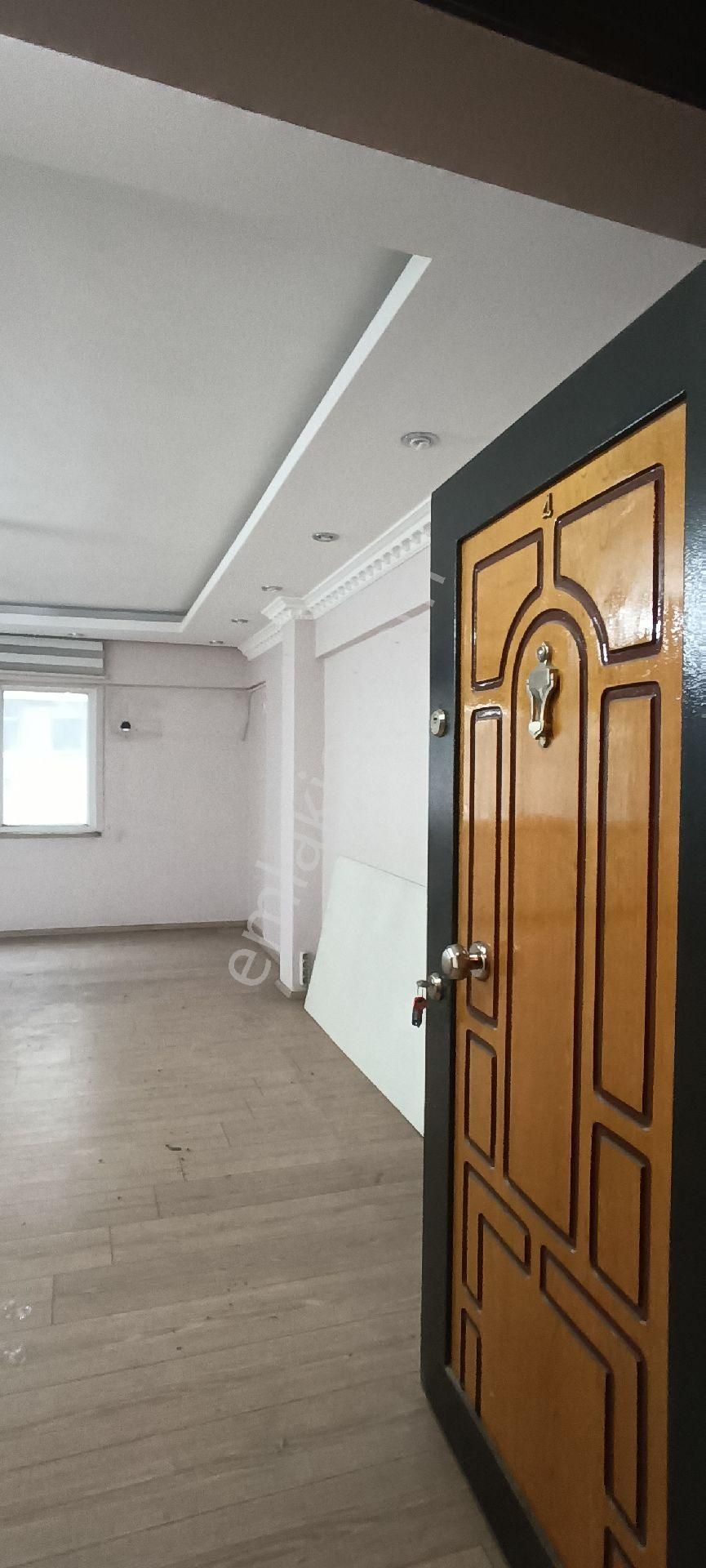 Gaziosmanpaşa Meydanda Kiralık Büro &ofis - Görsel 4