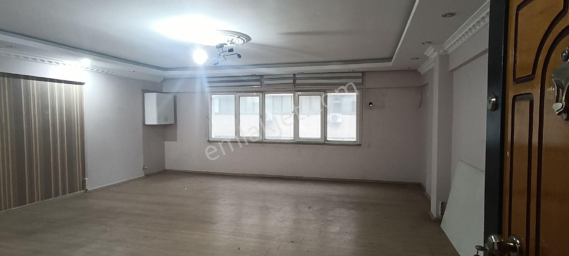 Gaziosmanpaşa Meydanda Kiralık Büro &ofis - Görsel 6