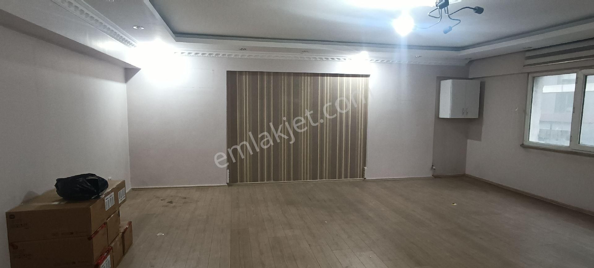 Gaziosmanpaşa Meydanda Kiralık Büro &ofis - Görsel 7