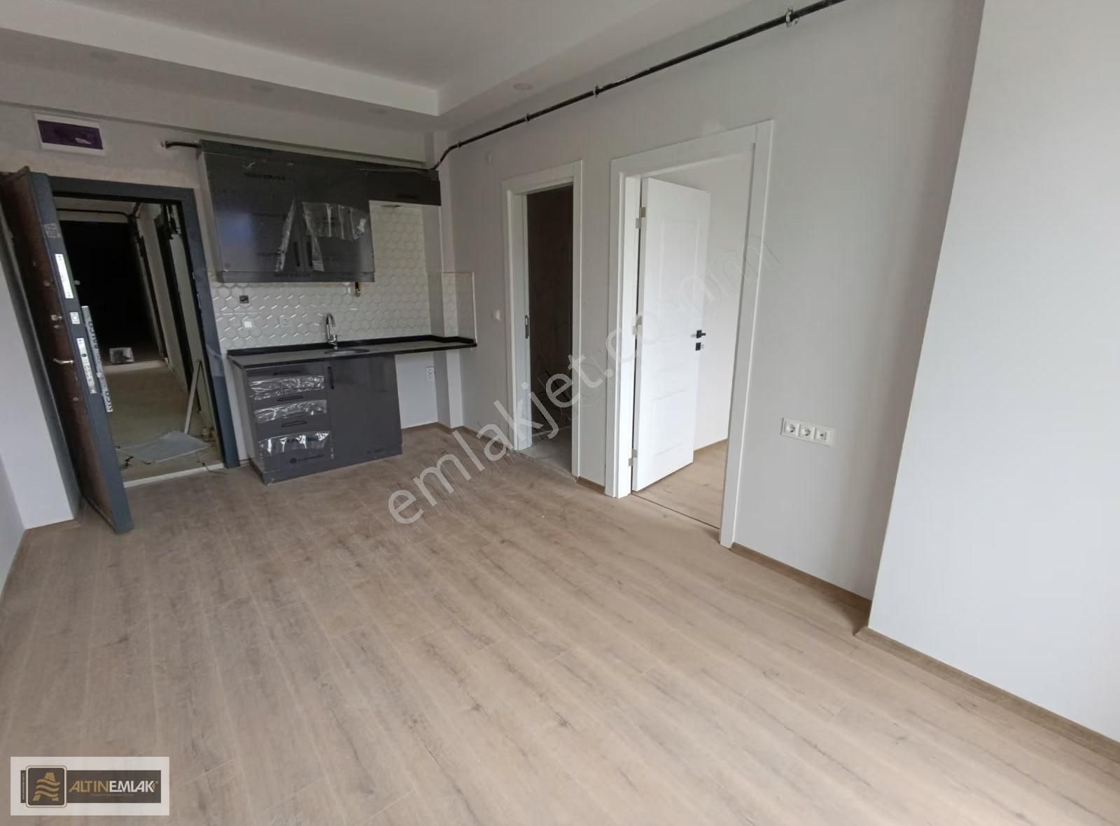 Tekirdağ Süleymanpaşa Barbaros Mh 1+1 Havuzlu Satılık Daire - Görsel 2