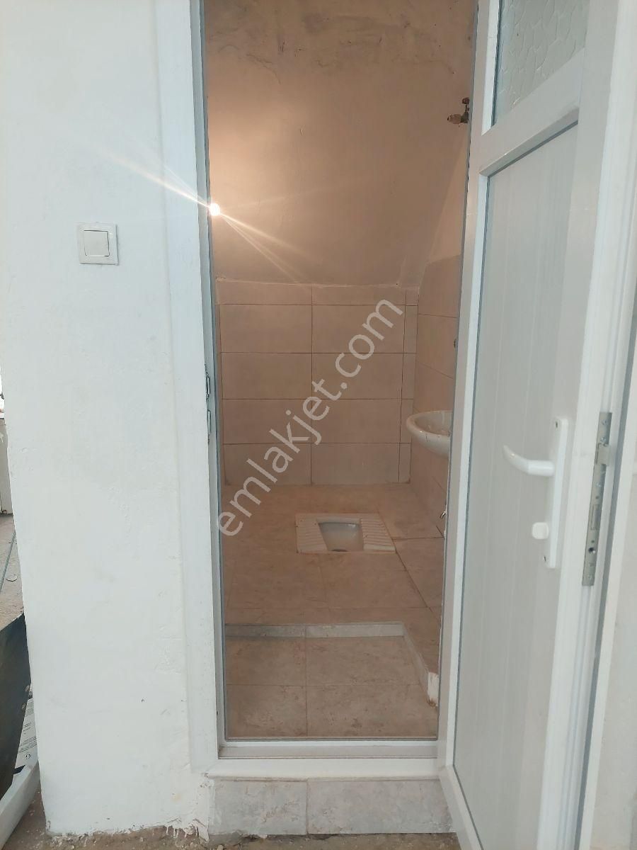 Yunus Emre Mah.de 60 M2 Sanayi Ceryanli Kiralik Dükkan - Görsel 3