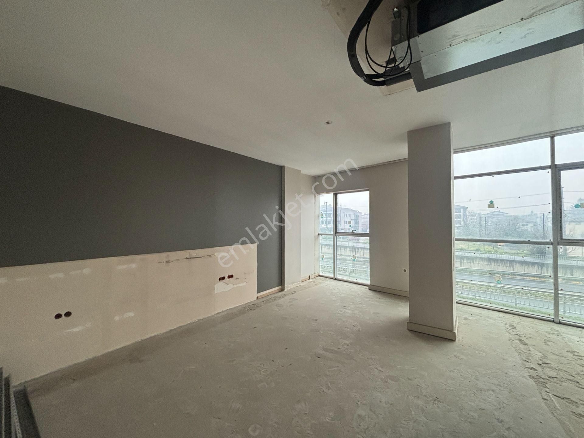 D-100 Karayoluna Cephe 2800 M2 Komple Kiralık Bina - Görsel 13
