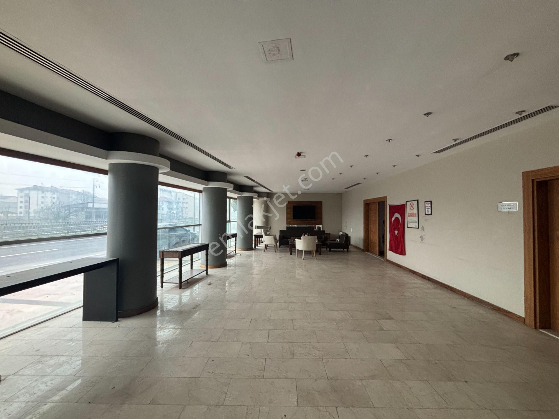 D-100 Karayoluna Cephe 2800 M2 Komple Kiralık Bina - Görsel 9