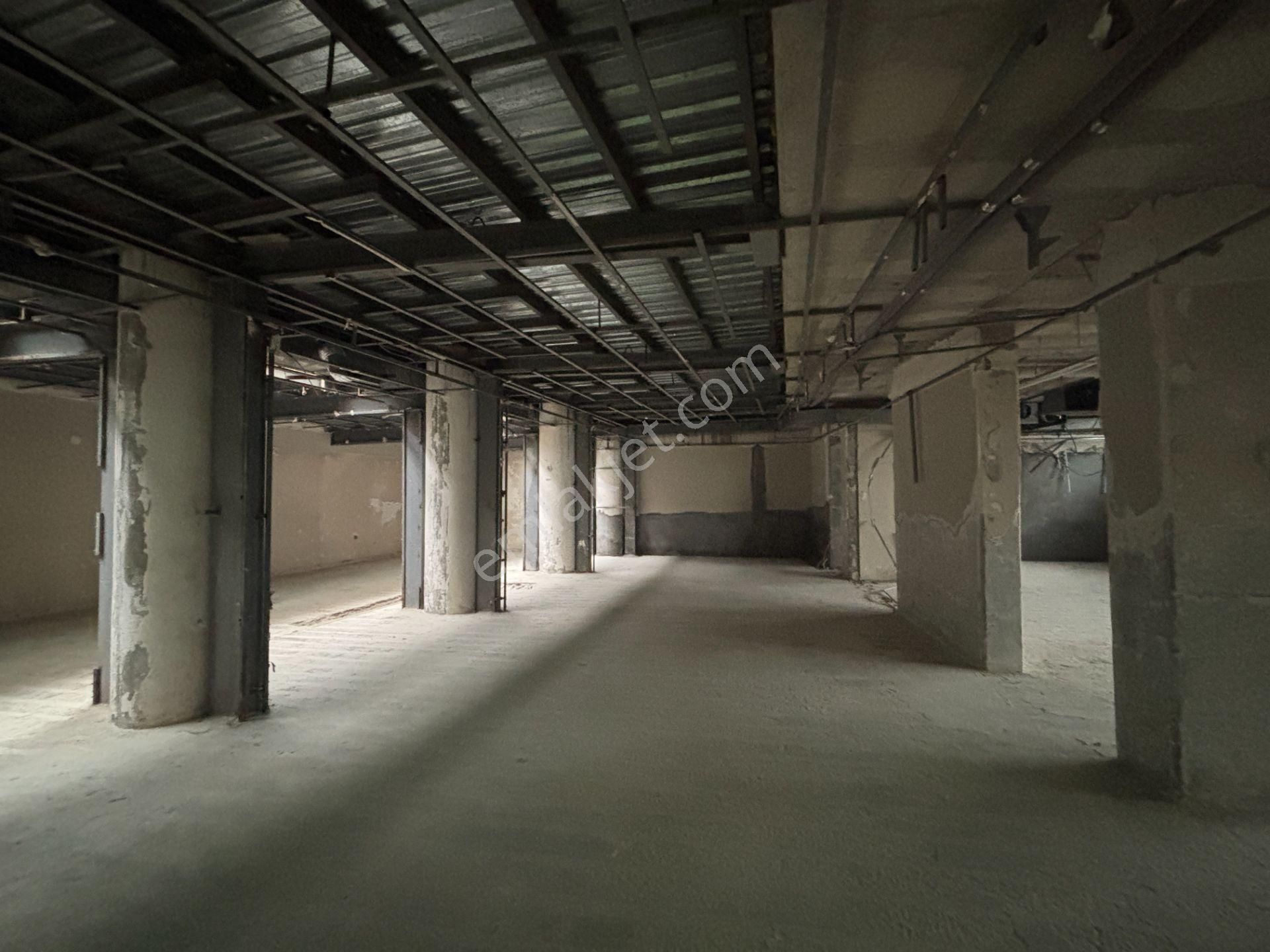 D-100 Karayoluna Cephe 2800 M2 Komple Kiralık Bina - Görsel 26