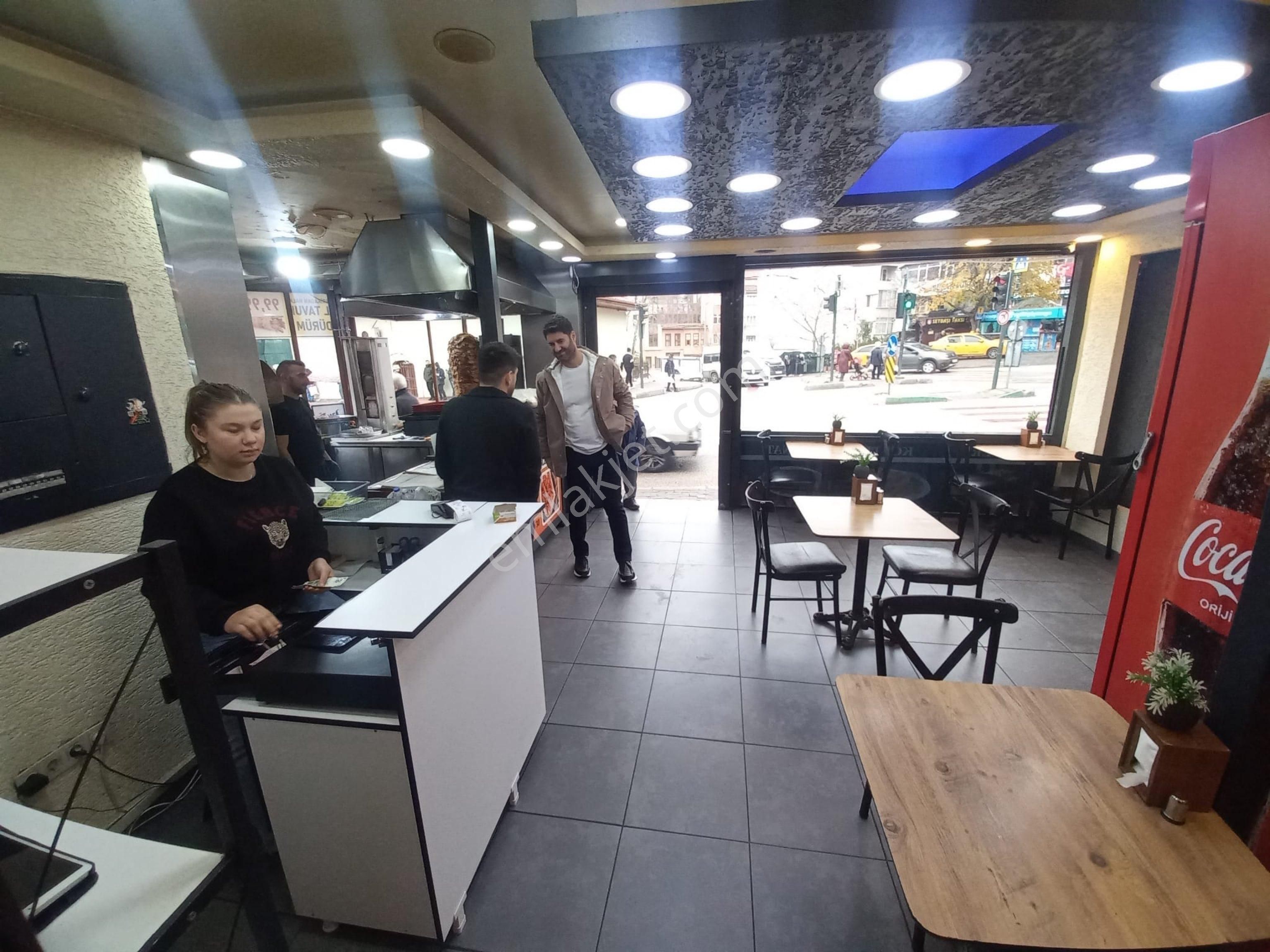 Saltoğlundan Setbaşı Meydanı’nda Kıymetlı Yerde Devren Döner Salonu