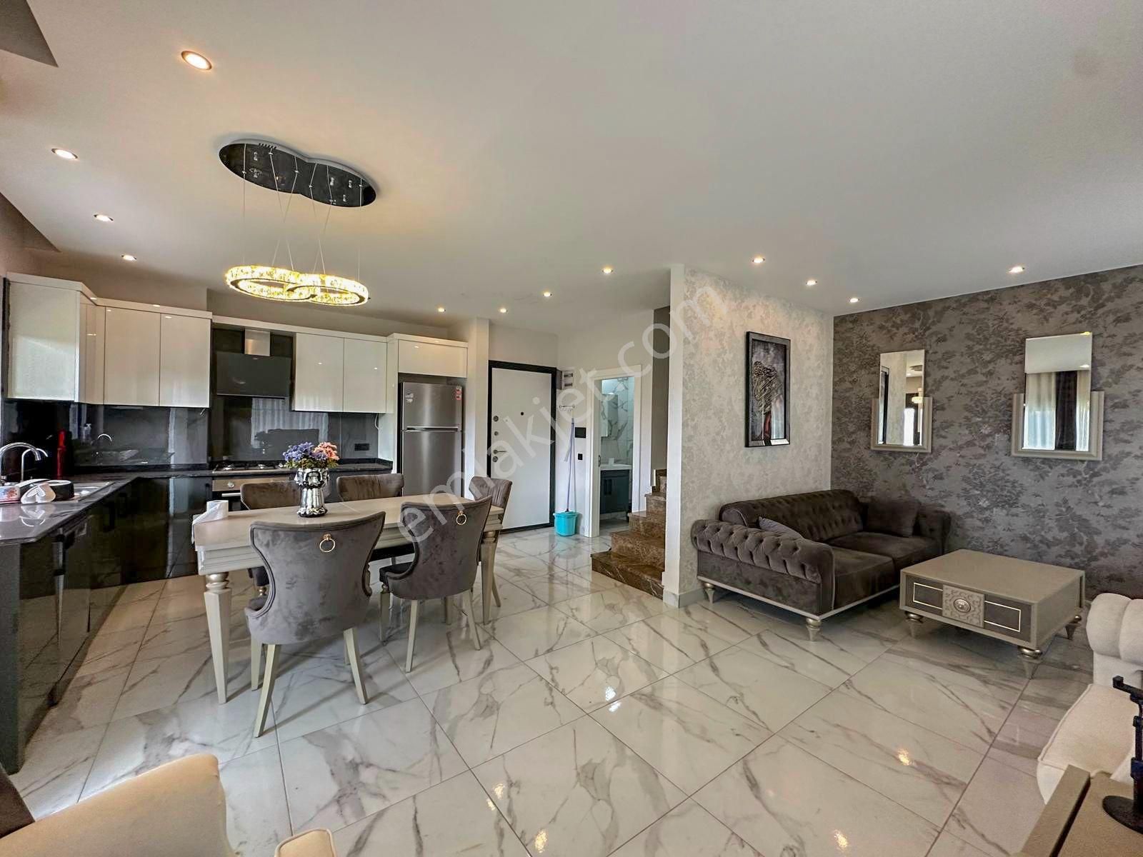 Alanya Oba'da Kiralık Lüks Site İçi 2+1 Eşyalı Manzaralı Daire - Görsel 14