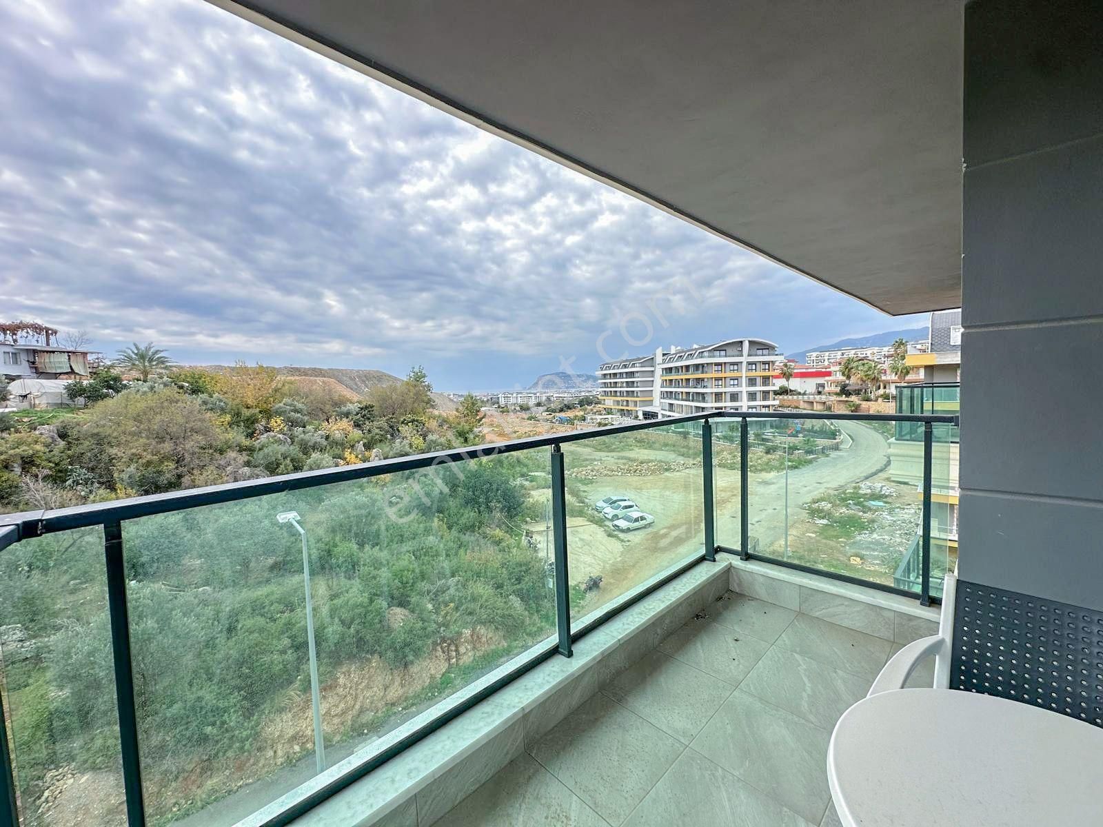 Alanya Oba'da Kiralık Lüks Site İçi 2+1 Eşyalı Manzaralı Daire - Görsel 22