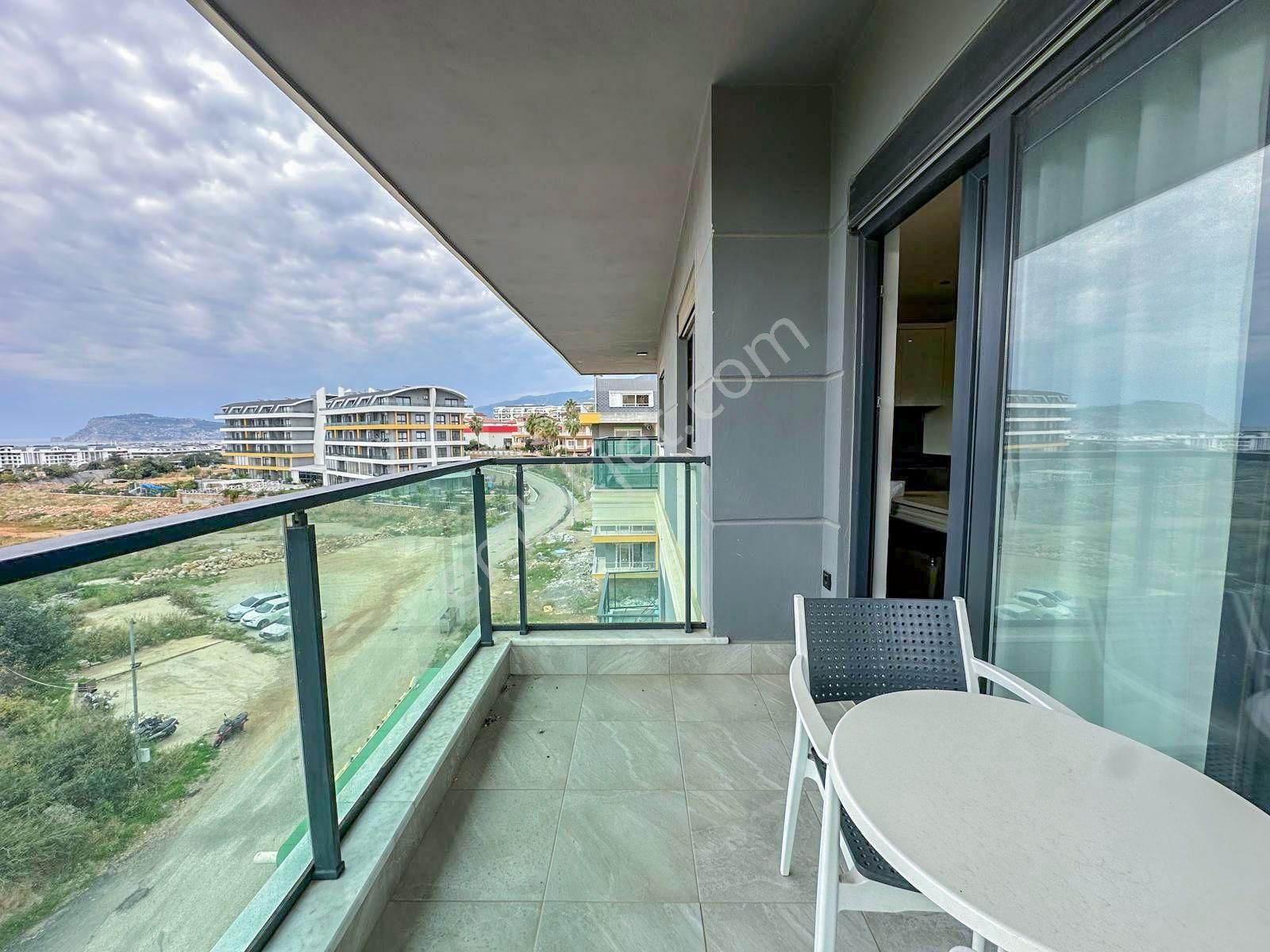 Alanya Oba'da Kiralık Lüks Site İçi 2+1 Eşyalı Manzaralı Daire - Görsel 13