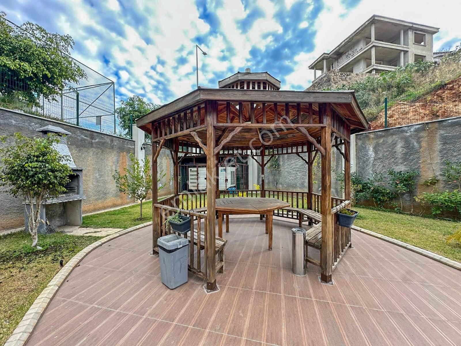 Alanya Oba'da Kiralık Lüks Site İçi 2+1 Eşyalı Manzaralı Daire - Görsel 5