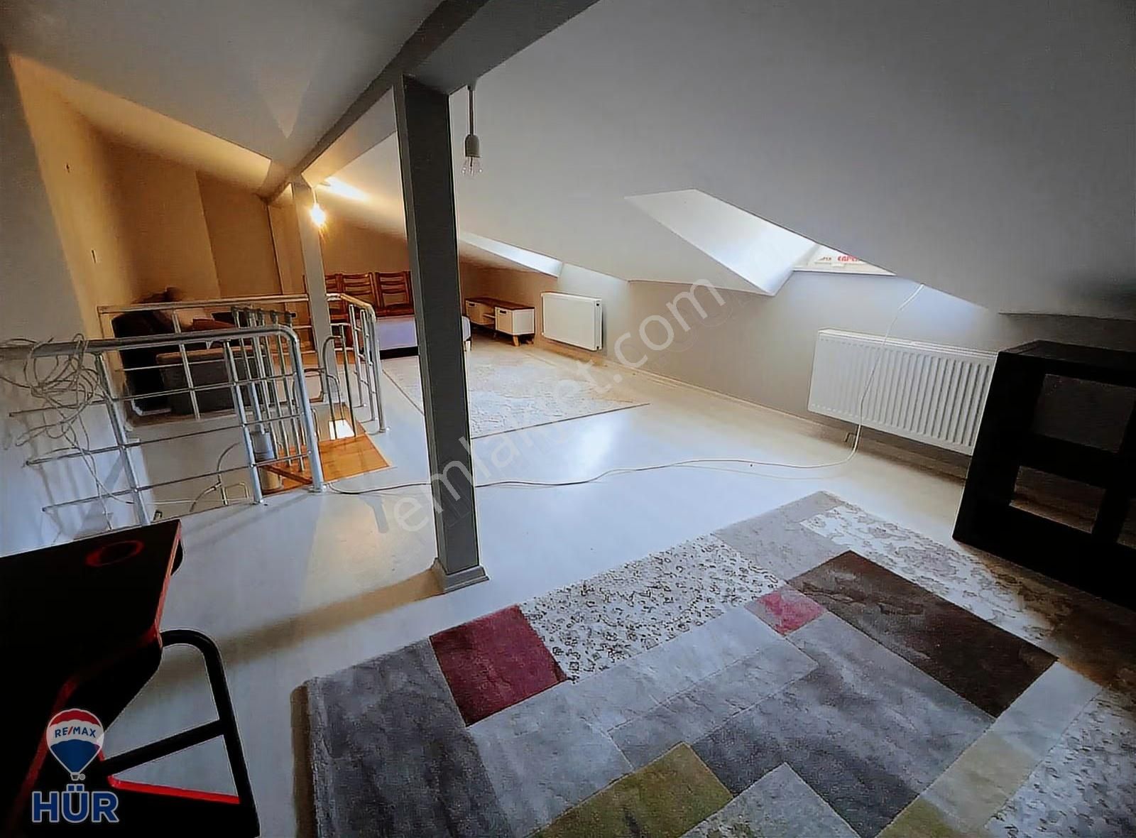 Remax Hür'den Üniversite Yakını, Eşyalı, Geniş 2+1 Kiralık Daire - Görsel 8