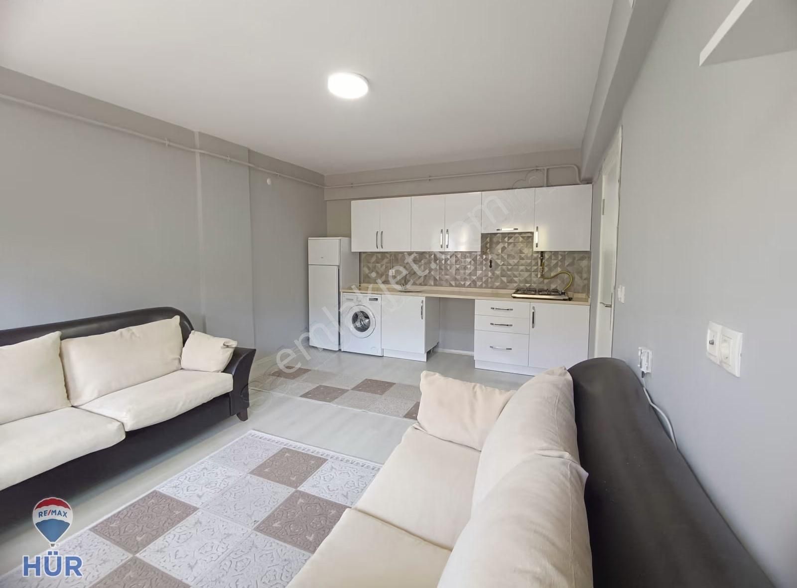 Remax Hür'den Üniversite Yakını, Eşyalı, Geniş 2+1 Kiralık Daire - Görsel 2