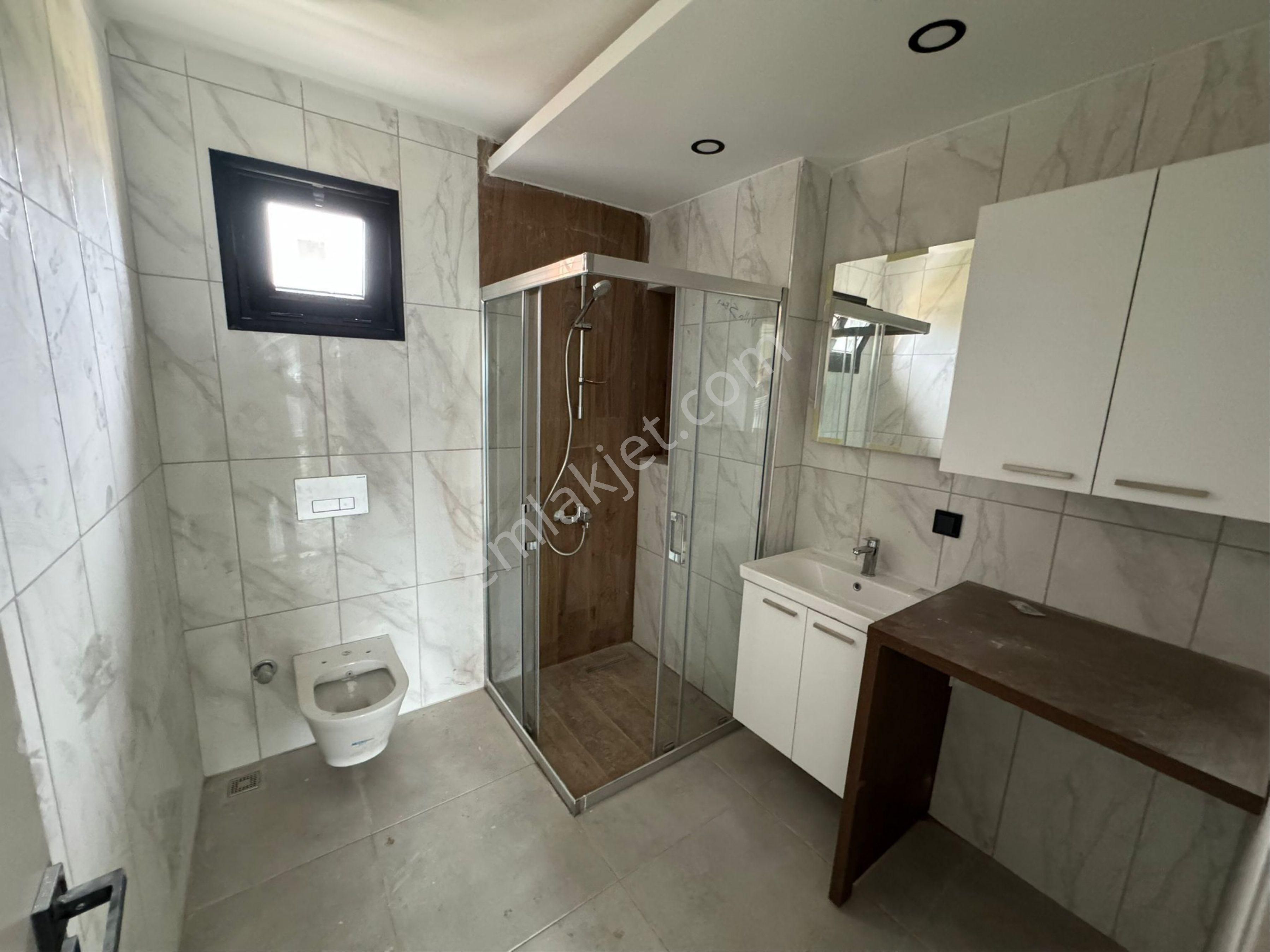 Davutlar'da Köşe Konumlu Müstakil 3+1 Sıfır Satılık Villa - Görsel 4