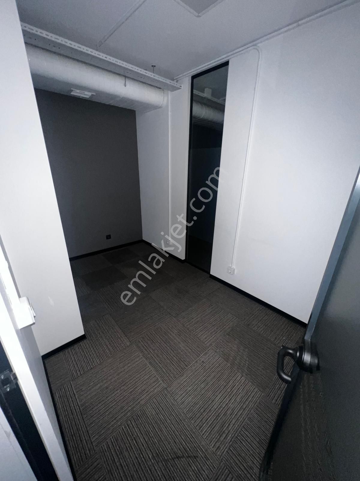 İstinye Abc Plazada 450 M² / 2. Kat Prestijli Ofis Katı - Görsel 26