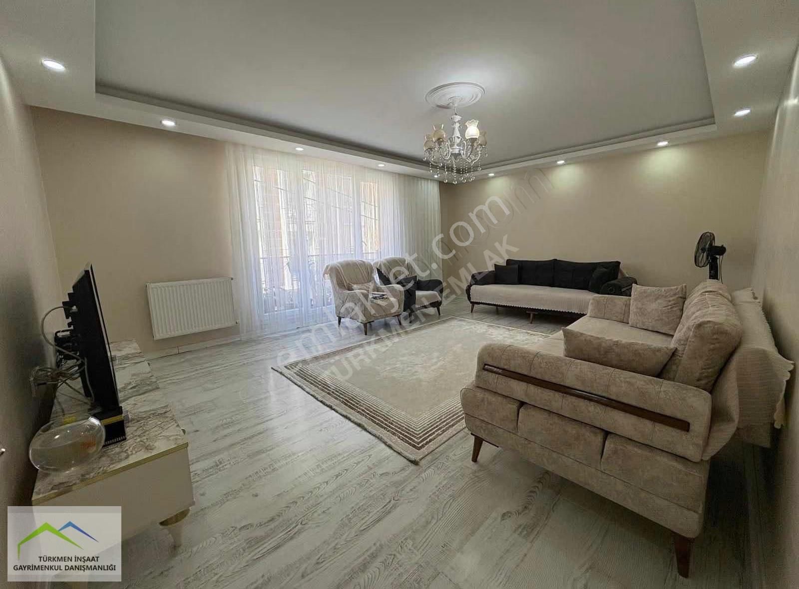 Türkmen Emlaktan Satılık Asansörlü Wc Banyosu Ayrı 2+1 Daire