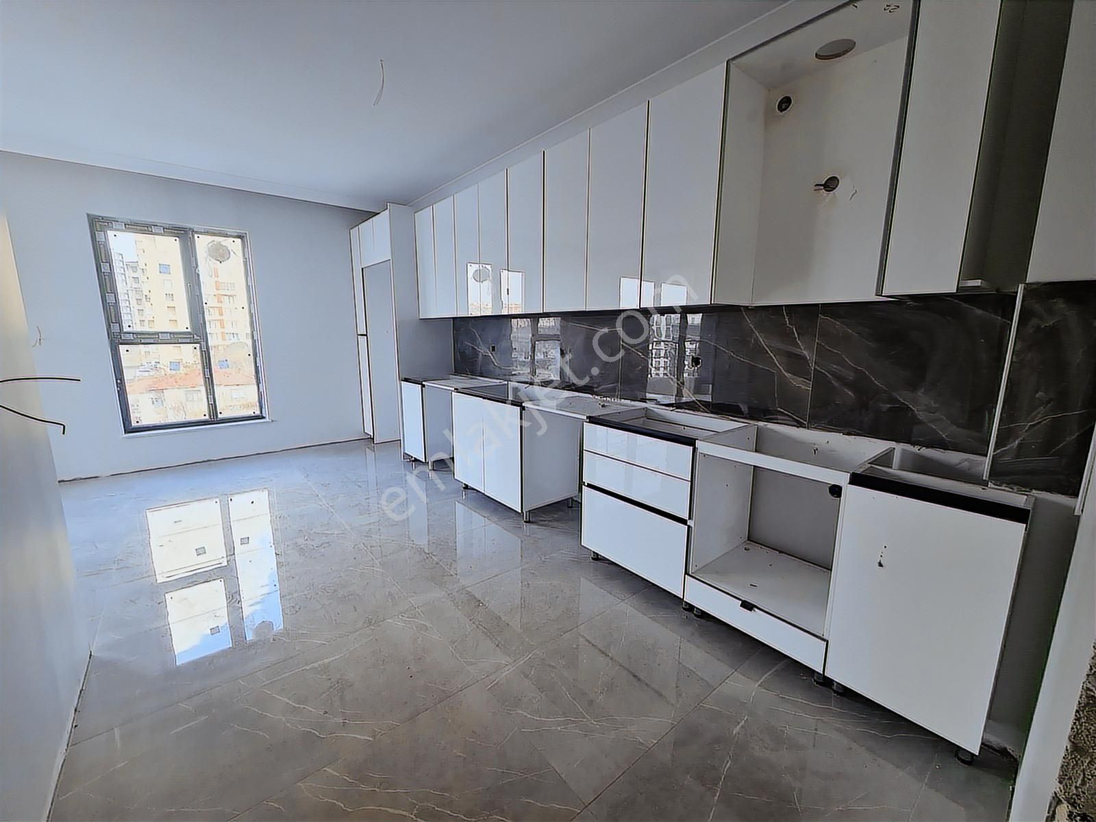 Realty Gate'ten Ege Mahallesi'nde Süper Lüks Fırsat 4+1 Daire - Görsel 12