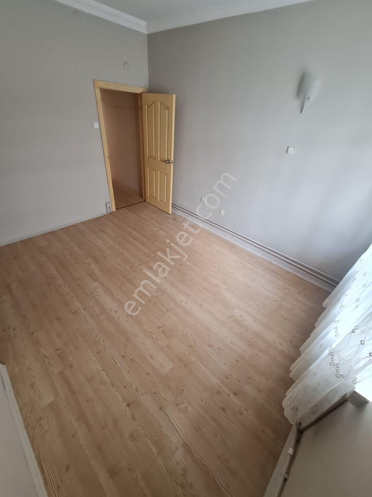 Aydınlıkevlerde 3+1 Kiralık Daire Taner Emlak İnşaat - Görsel 15