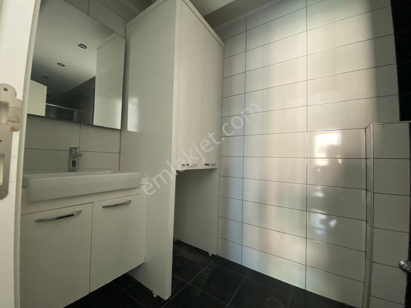 Alanya Cikcillide 3+1 Ayrı Mutfak 165m2 Full Deniz Manzaralı Aktiviteli Site İçerisi Kiralık Daire - Görsel 30