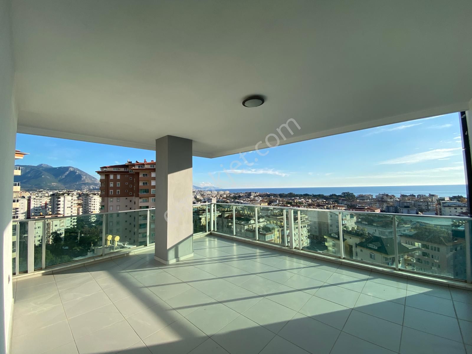 Alanya Cikcillide 3+1 Ayrı Mutfak 165m2 Full Deniz Manzaralı Aktiviteli Site İçerisi Kiralık Daire - Görsel 26
