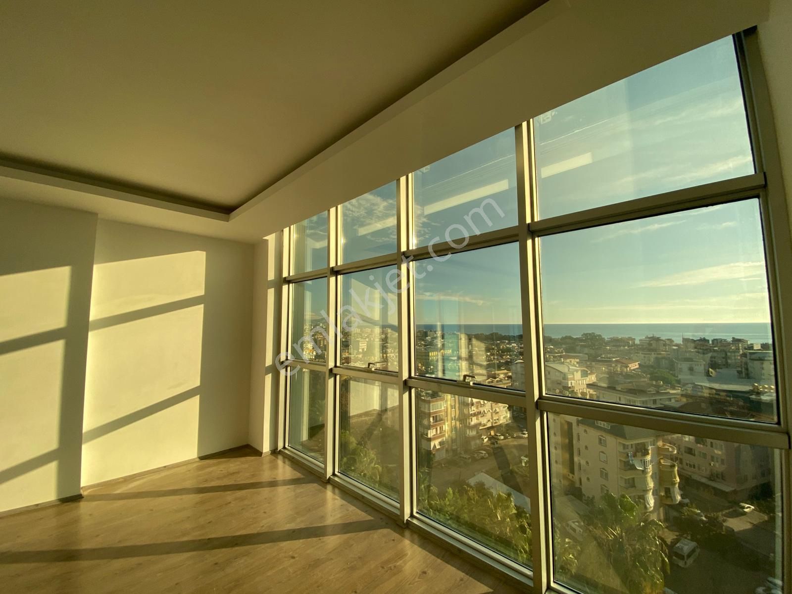 Alanya Cikcillide 3+1 Ayrı Mutfak 165m2 Full Deniz Manzaralı Aktiviteli Site İçerisi Kiralık Daire - Görsel 19