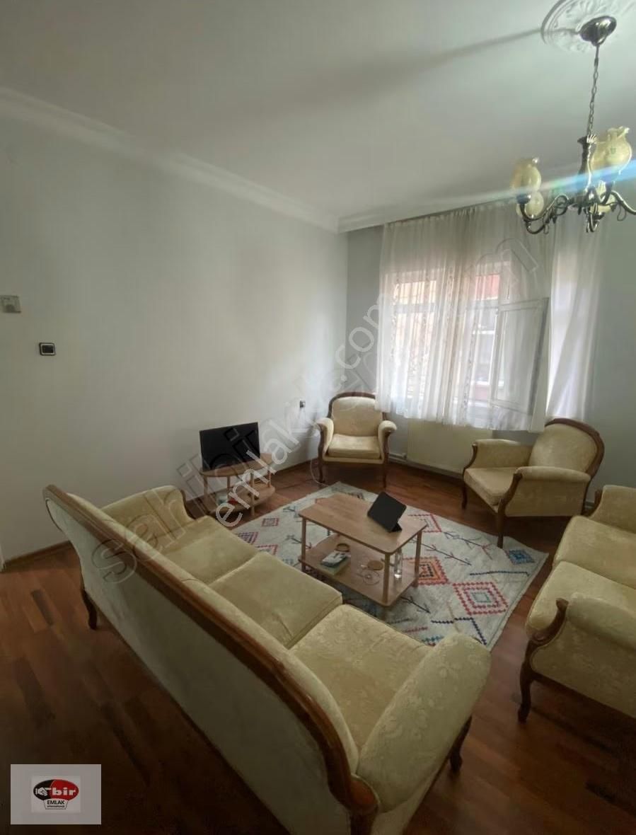 Çankaya K. Esat Başak Sk Mobilyalı Bakımlıdır - Görsel 3