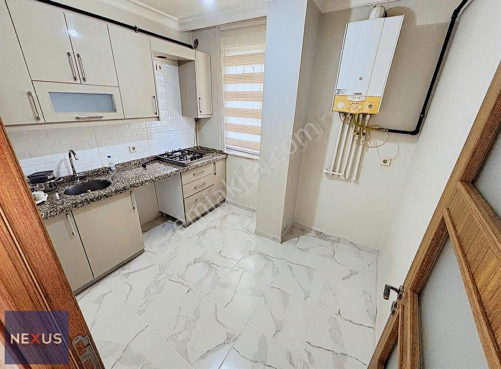 Sultanbeyli Merkez Atlaspark Karşısı Kiralık 2+1 Daire - Görsel 3