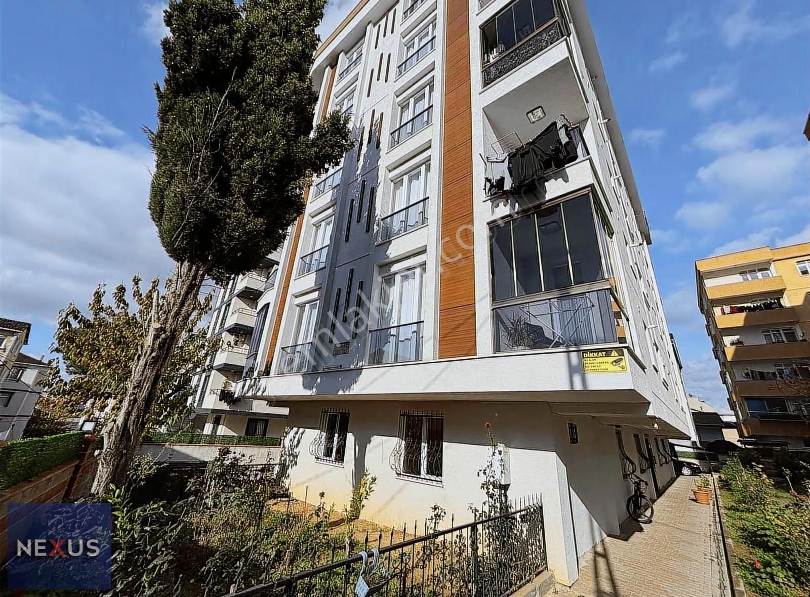 Sultanbeyli Merkez Atlaspark Karşısı Kiralık 2+1 Daire