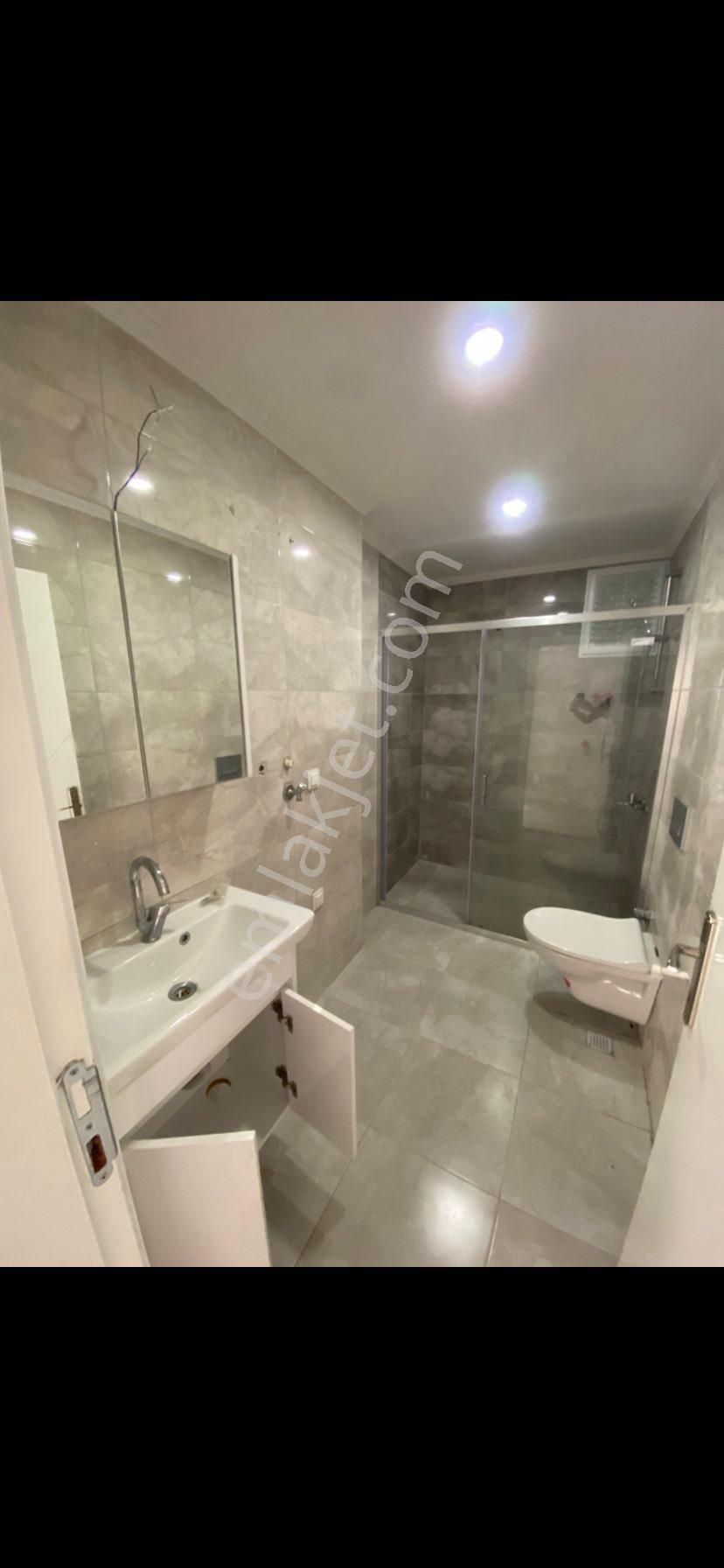 Mumcular Tam Merkezi Konumda Satılık Zemin Kat 2 + 1 Daire - Görsel 7