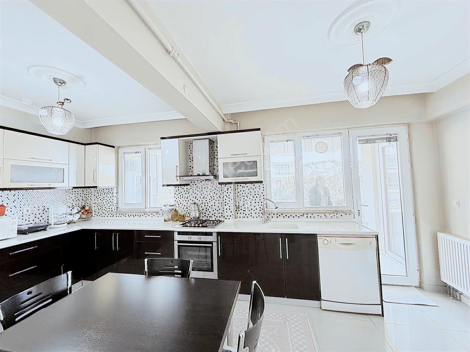 Dialog Akev/manzaralı İyi Konum Beşevlerde Satılık Dubleks Daire - Görsel 12