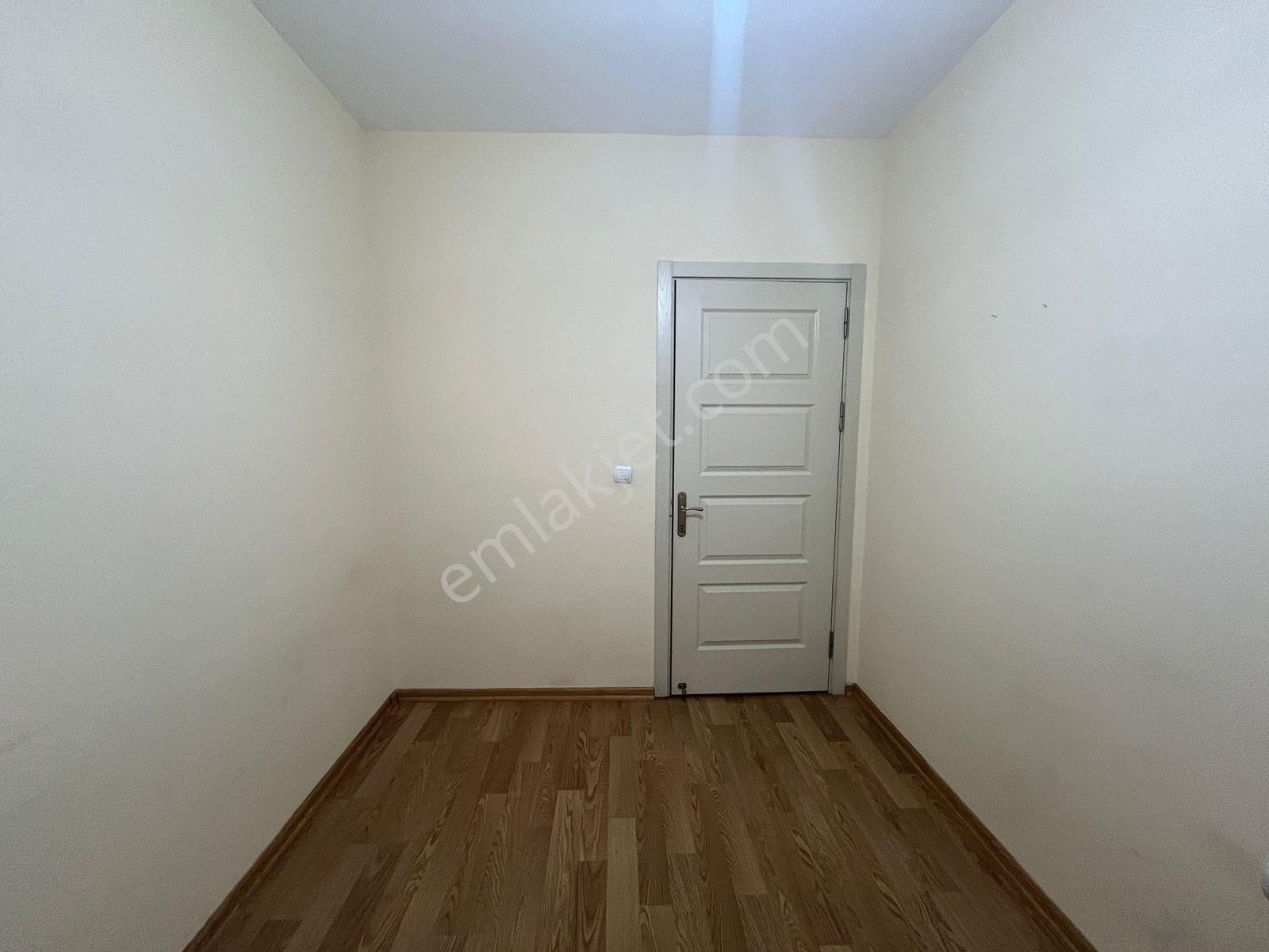 Beyoğlu'ndan Ara Kat Asansörlü Masrafsız Satılık 3+1 - Görsel 7