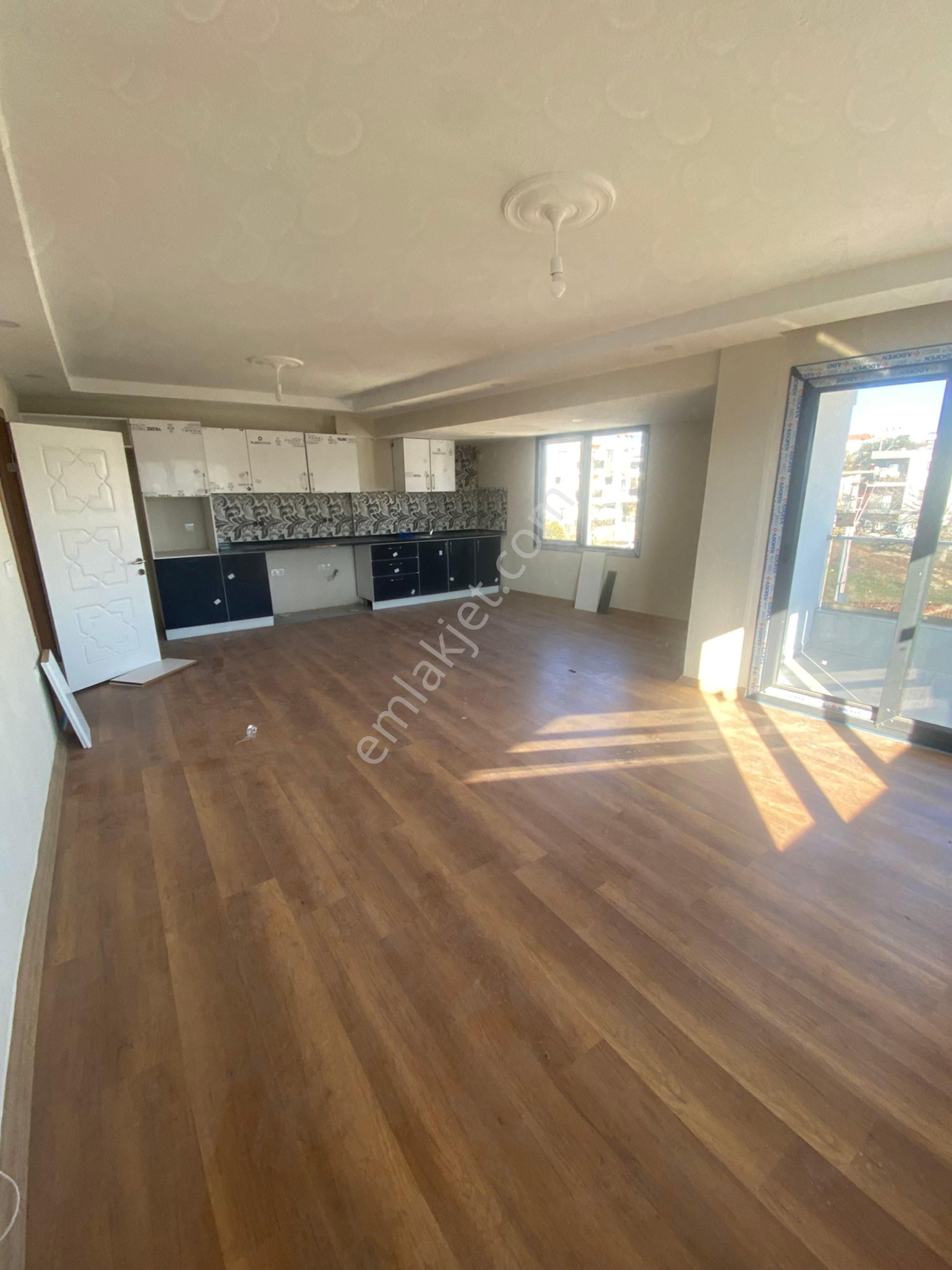 Mumcular Tam Merkezi Konumda Geniş Ferah 2 + 1 Daire