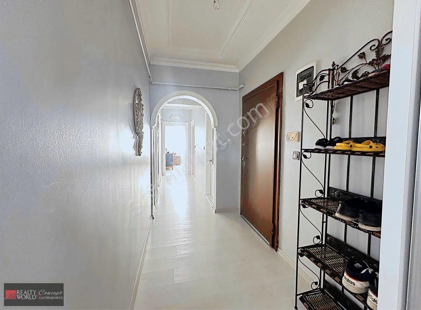 Güvenlik Mahallesi'nde Merkezi Konumda, Yenilenmiş 3+1 Daire! - Görsel 13