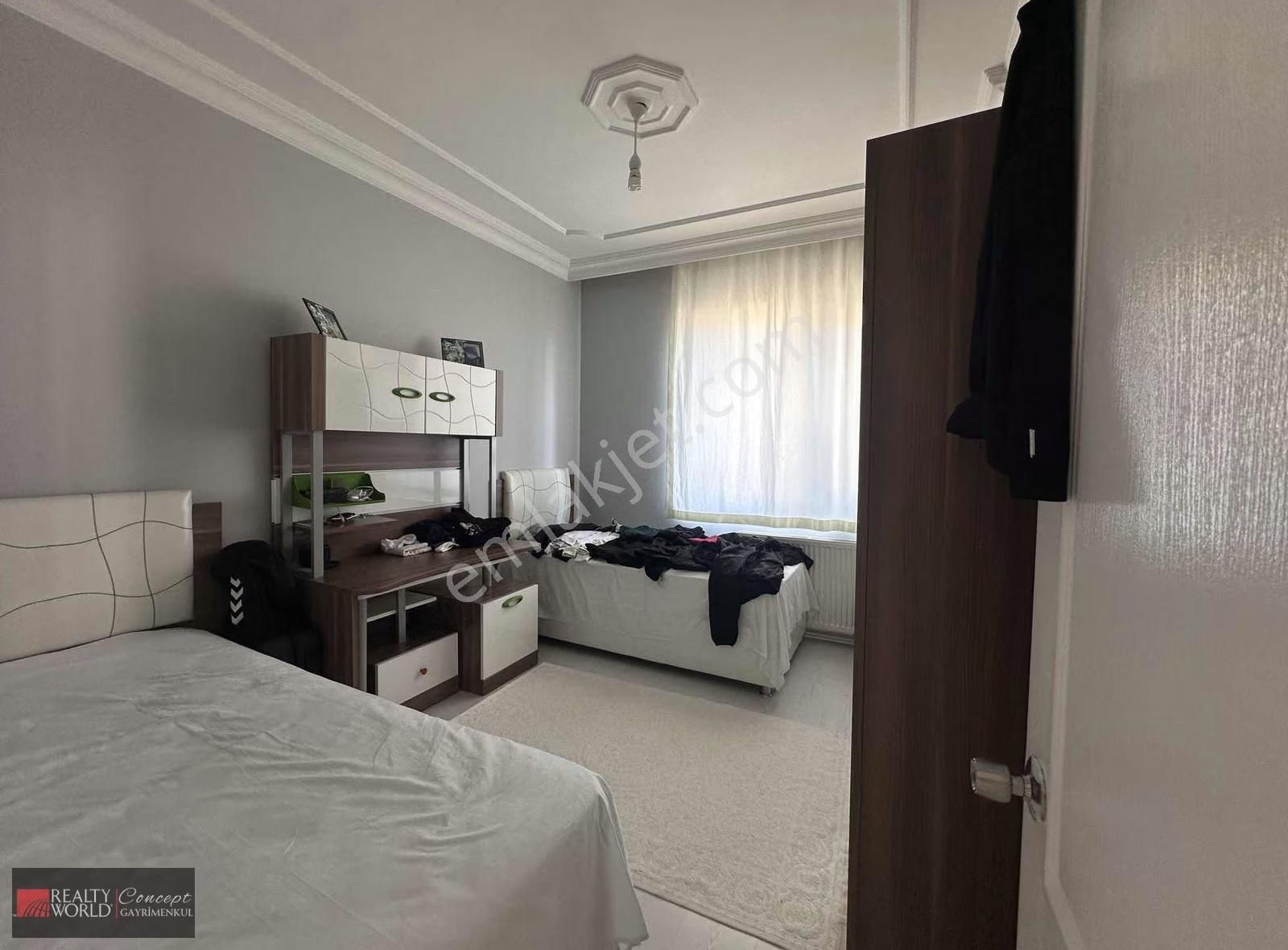 Güvenlik Mahallesi'nde Merkezi Konumda, Yenilenmiş 3+1 Daire! - Görsel 19