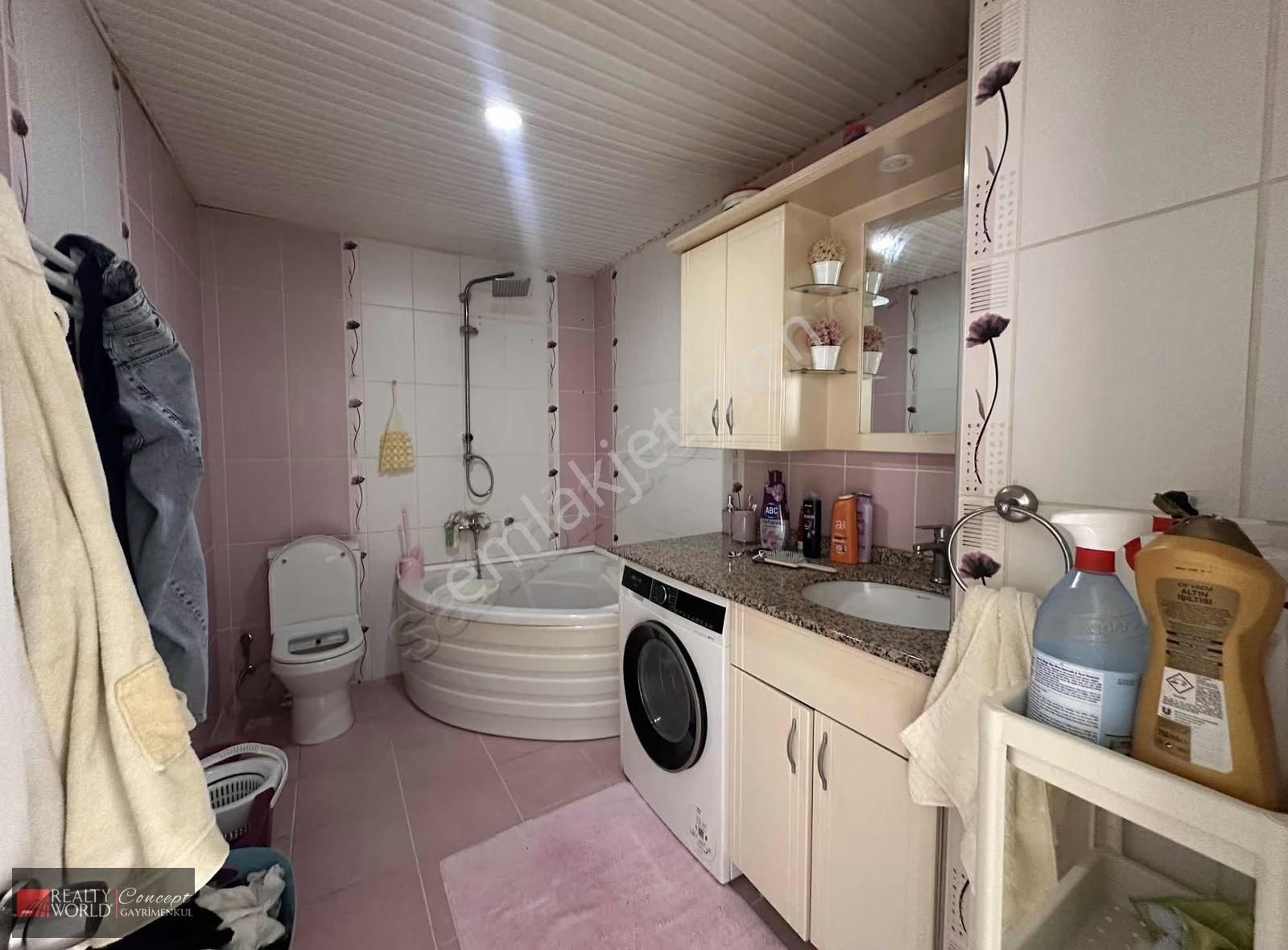 Güvenlik Mahallesi'nde Merkezi Konumda, Yenilenmiş 3+1 Daire! - Görsel 14