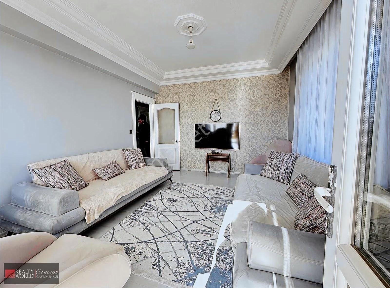 Güvenlik Mahallesi'nde Merkezi Konumda, Yenilenmiş 3+1 Daire! - Görsel 4