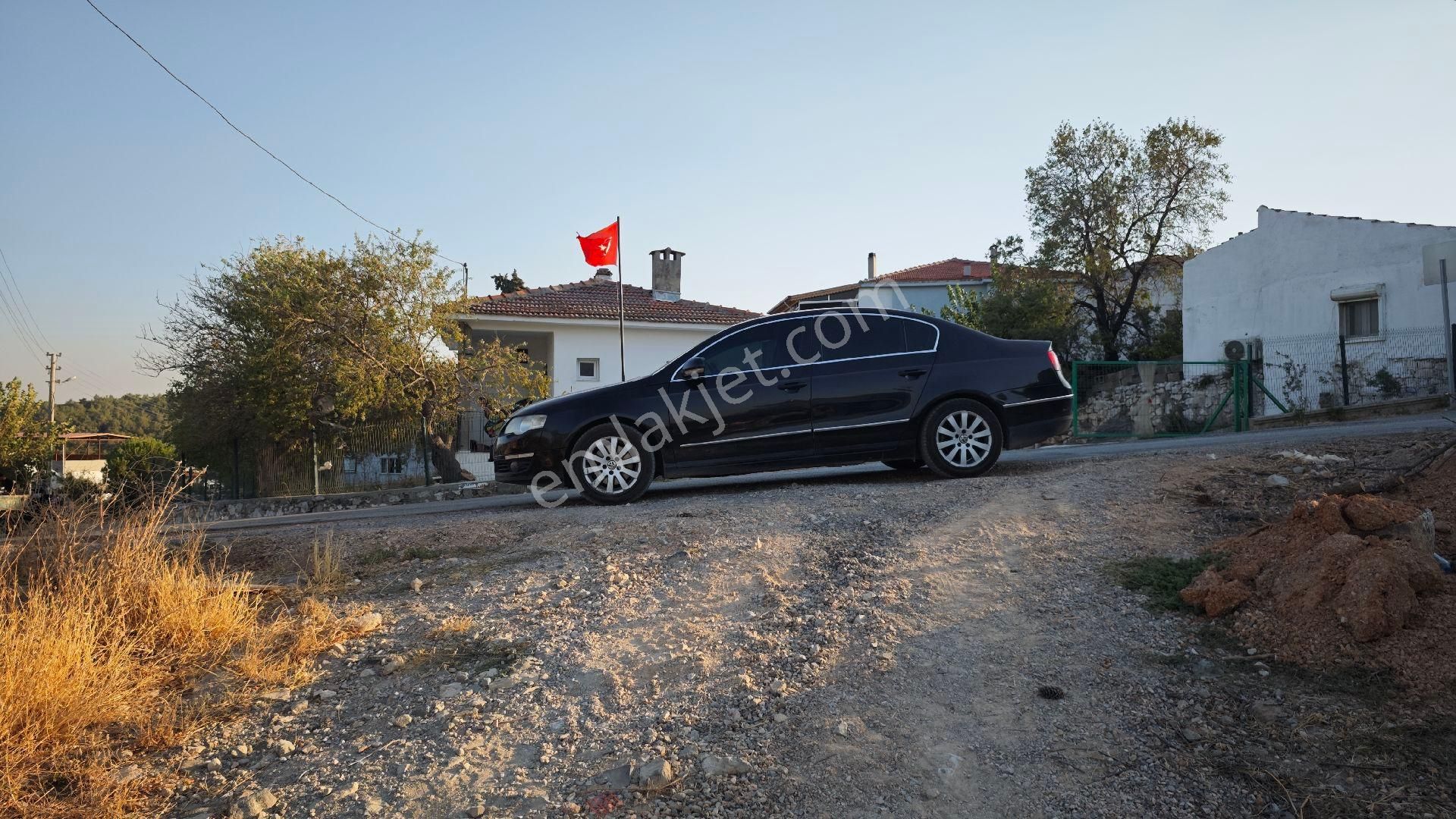 Urla Kadıovacık Köyü Köy İçinde Satılık Arazi - Görsel 14