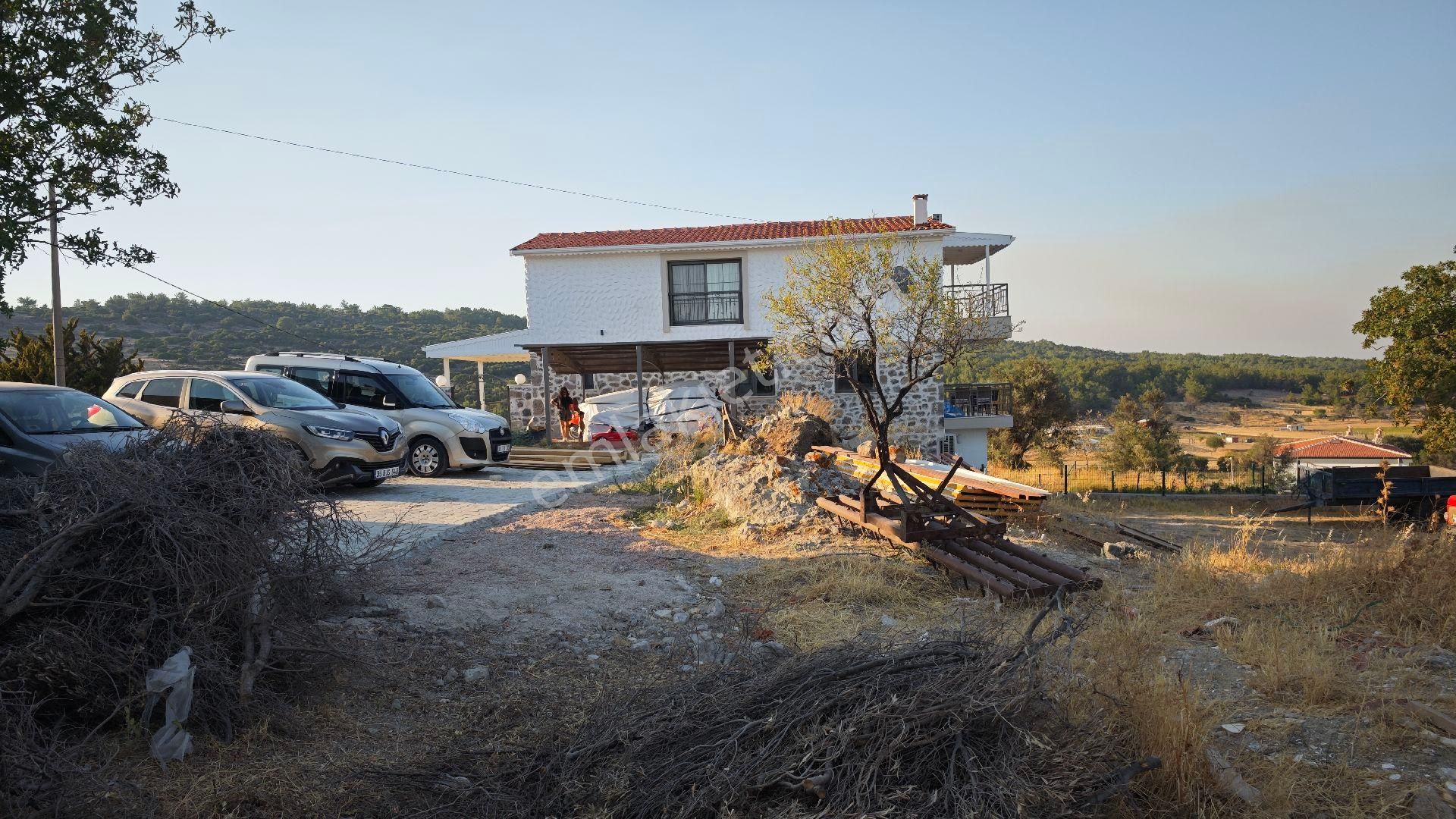 Urla Kadıovacık Köyü Köy İçinde Satılık Arazi - Görsel 12