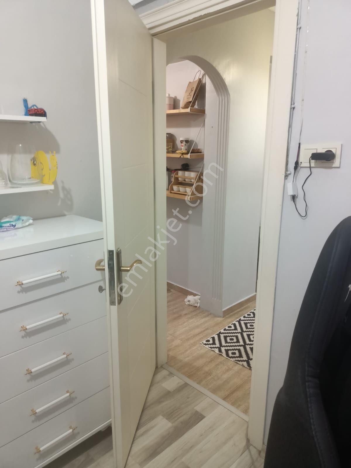 Salma Tomruk Caddesi Üzerinde Ferah 2+1 - Görsel 4