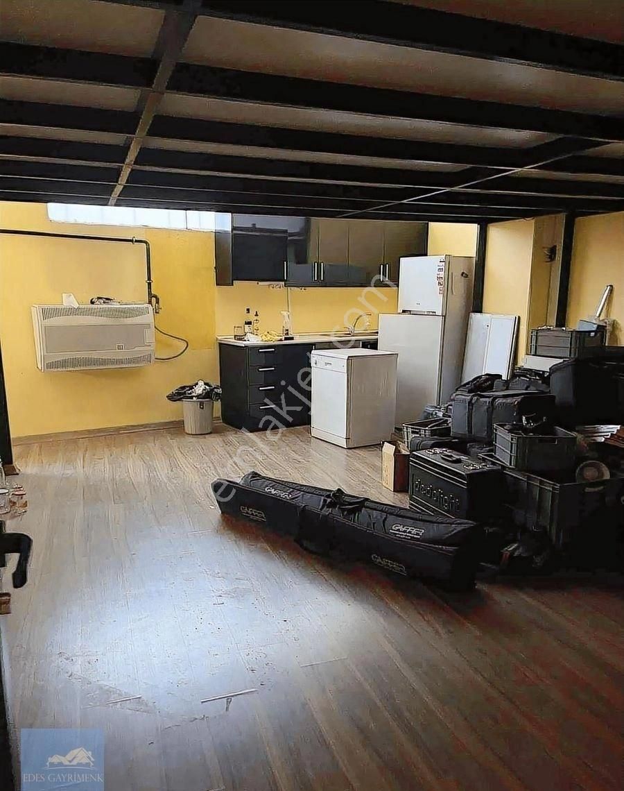 Gürsel Mahallesi 2 Katlı Kiralık Dükkan - Görsel 11