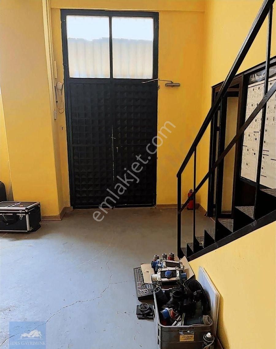 Gürsel Mahallesi 2 Katlı Kiralık Dükkan - Görsel 17