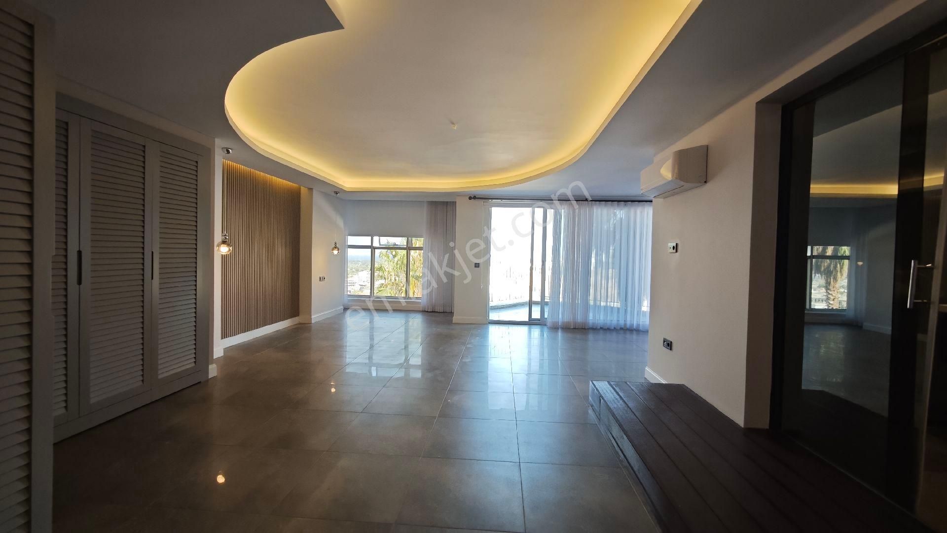 Narlıdere Doruk Life Sitesinde Satılık Ultra Lüks Havuzlu Asansörlü Köşe Villa - Görsel 27