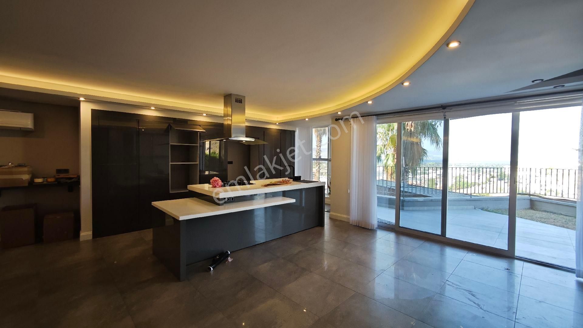 Narlıdere Doruk Life Sitesinde Satılık Ultra Lüks Havuzlu Asansörlü Köşe Villa - Görsel 34