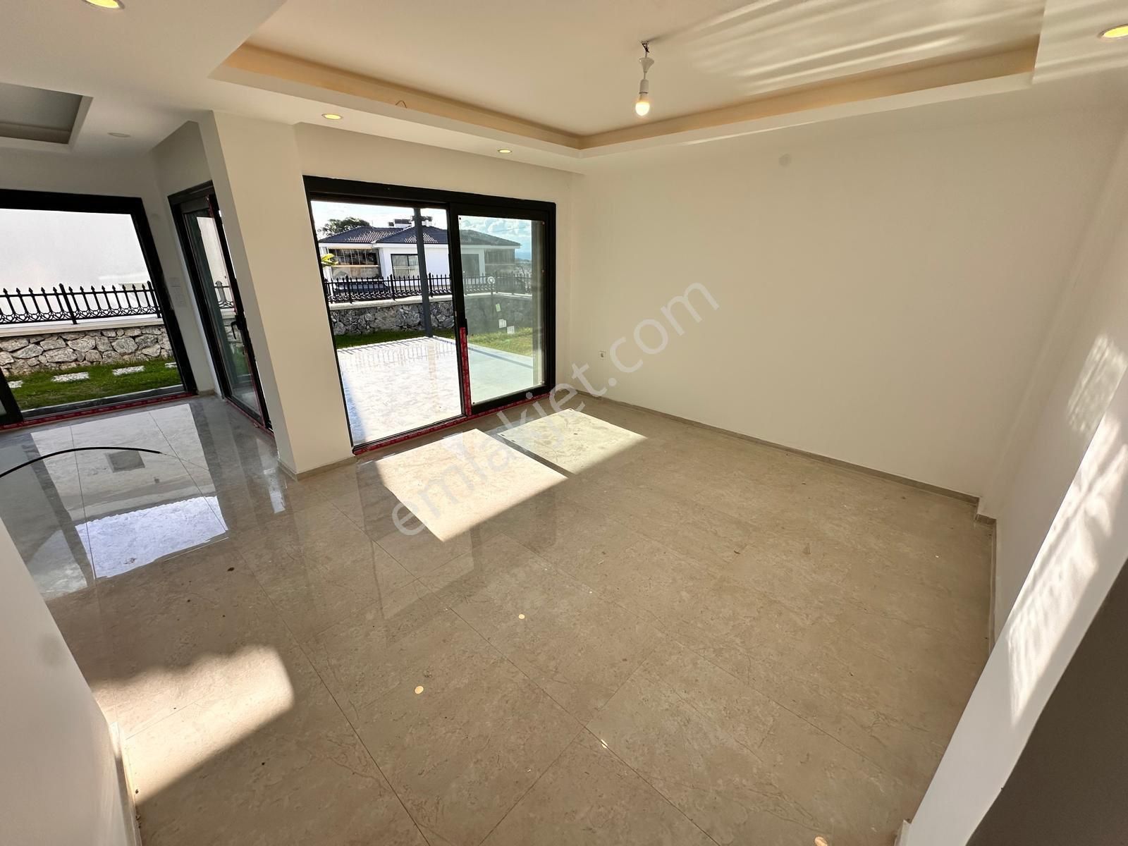 Kuşadası Soğucak'ta Satılık 3+1 Villalar - Görsel 6