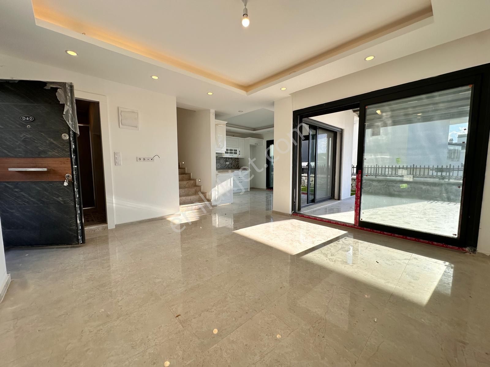 Kuşadası Soğucak'ta Satılık 3+1 Villalar - Görsel 7