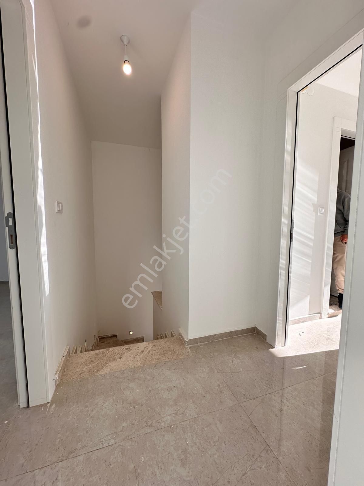 Kuşadası Soğucak'ta Satılık 3+1 Villalar - Görsel 16