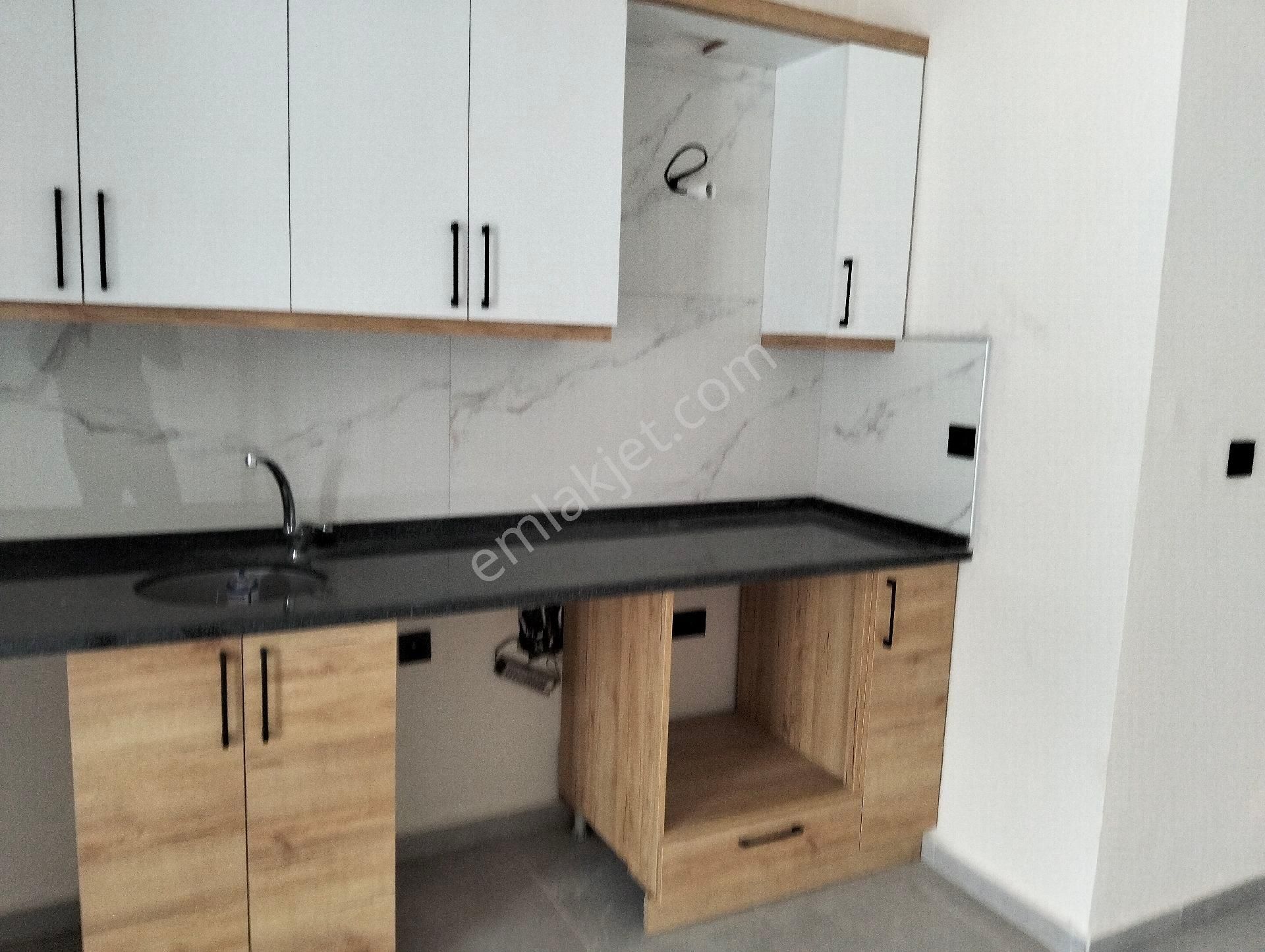 Tahtakale Arka Kısmında Kiralık1+1 Yeni Daire - Görsel 17