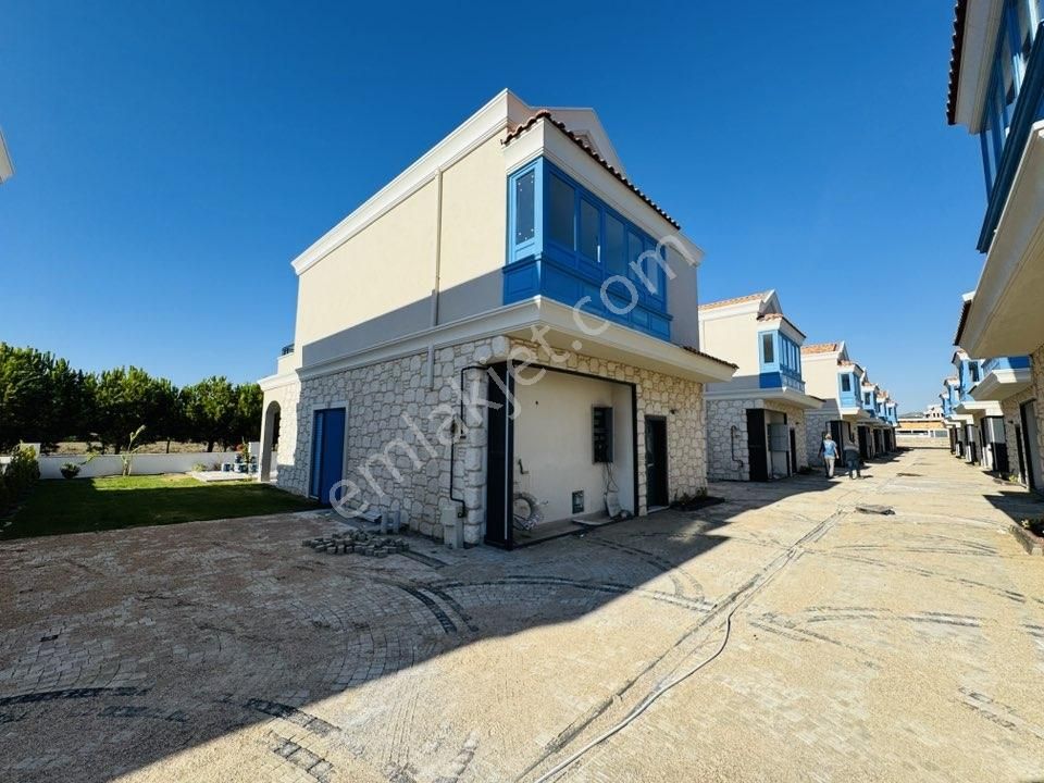 Kuşadası Avm Bölgesinde Doğalgazlı Müstakil Havuzlu 5+1 Villa - Görsel 10