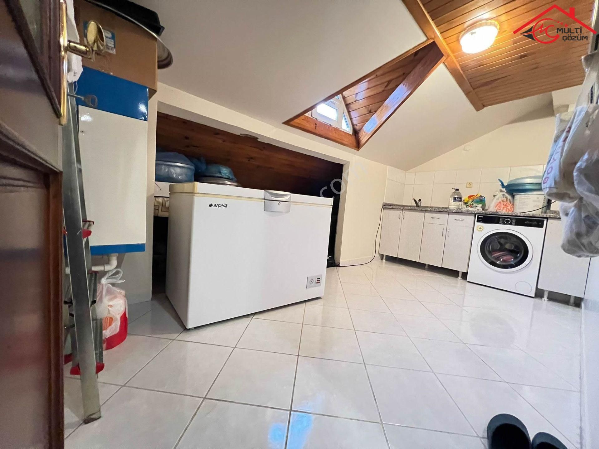 Yenibosna Zafer Mahallesinde Satılık Dubleks Daire 5+2 İskanlı - Görsel 30