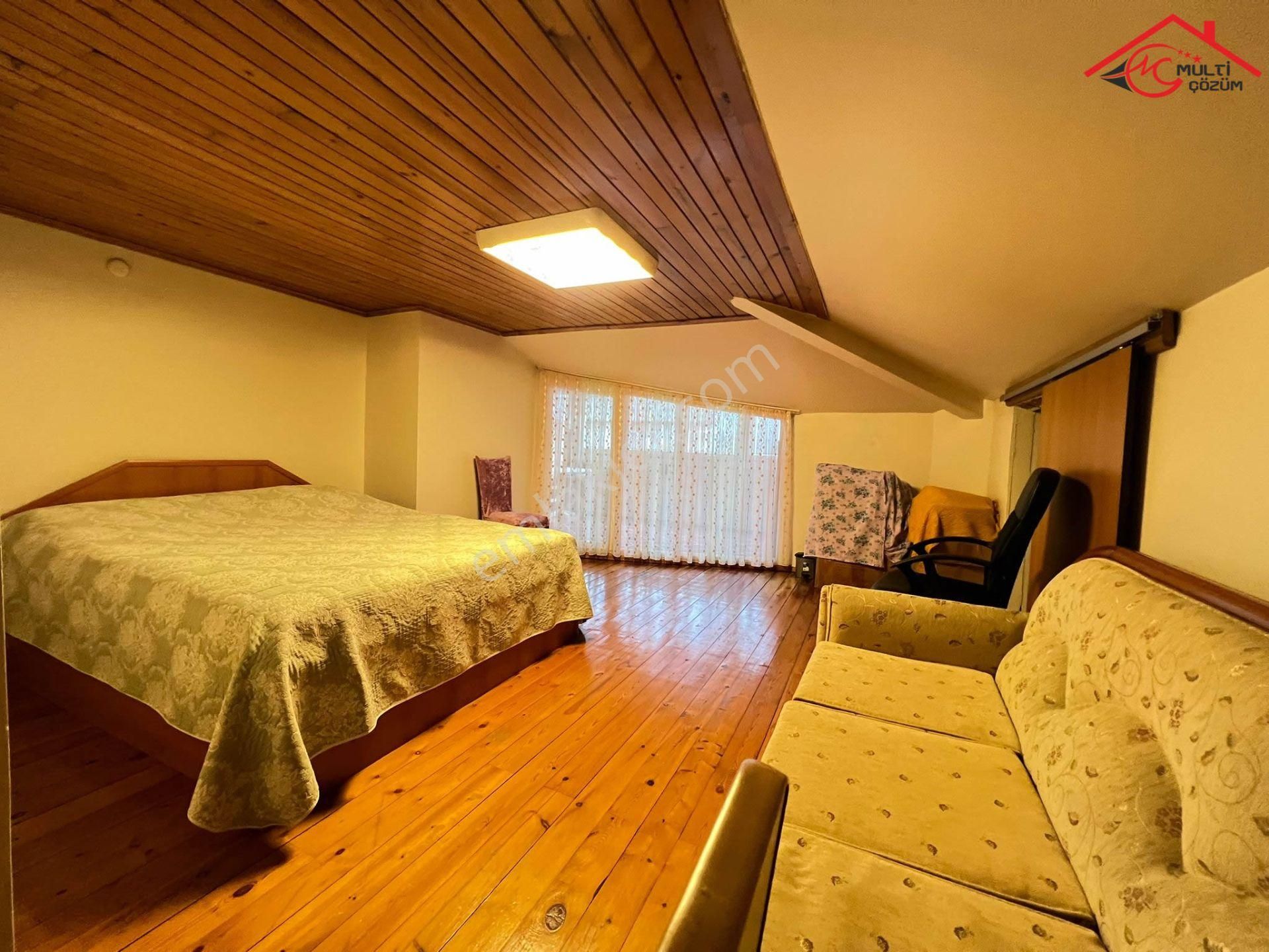 Yenibosna Zafer Mahallesinde Satılık Dubleks Daire 5+2 İskanlı - Görsel 32