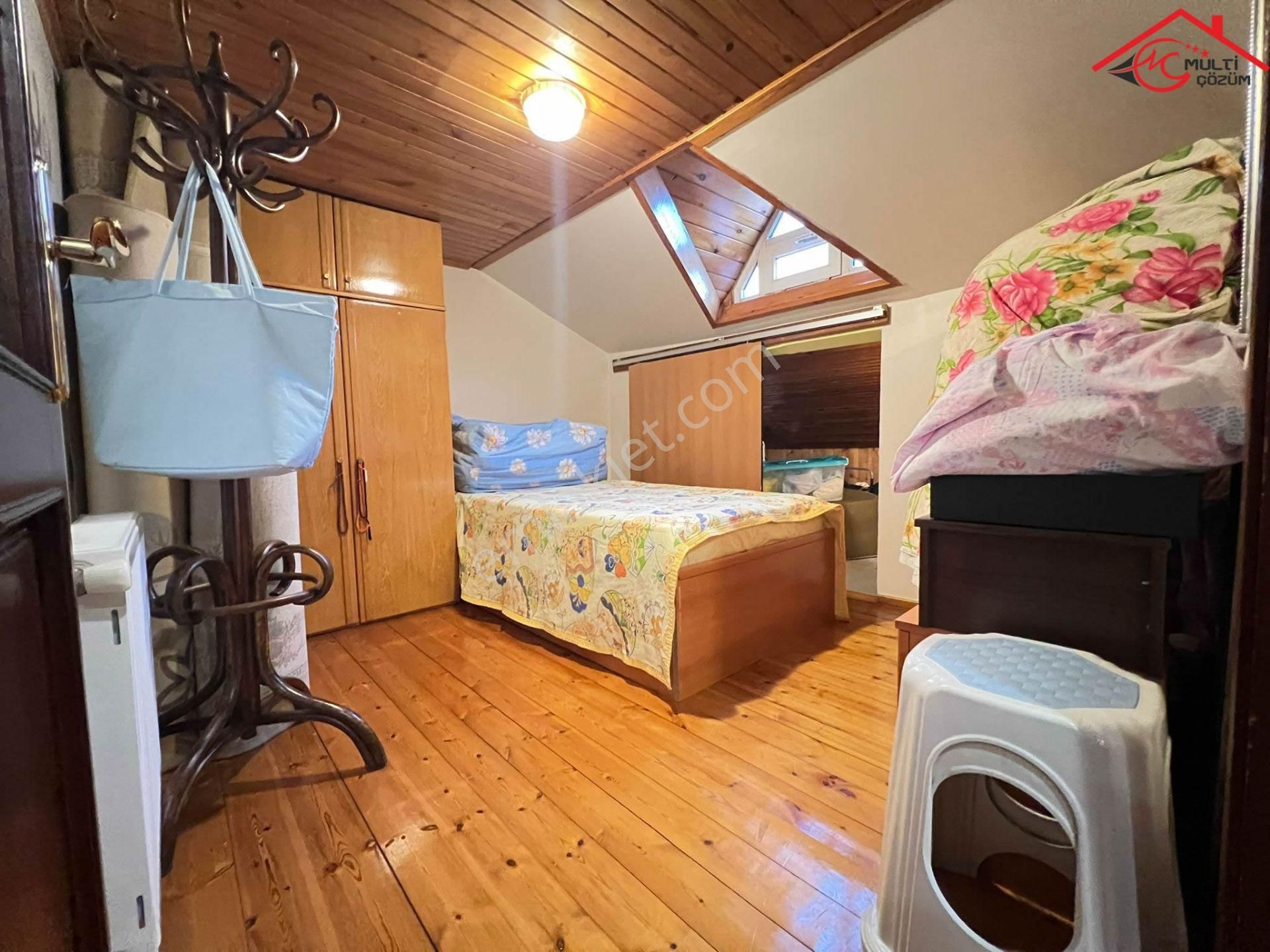 Yenibosna Zafer Mahallesinde Satılık Dubleks Daire 5+2 İskanlı - Görsel 28