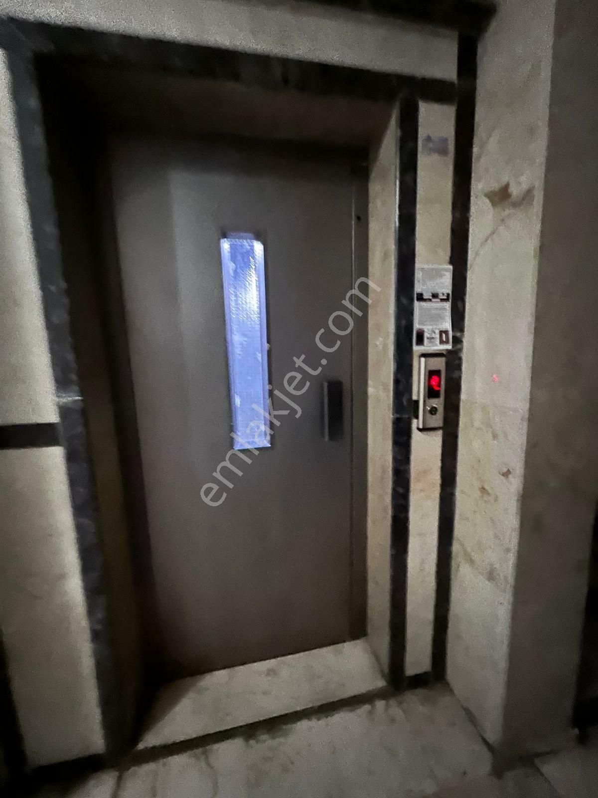 Fetih Caddesi Üzerinde 3+1 Ara Kat - Görsel 3